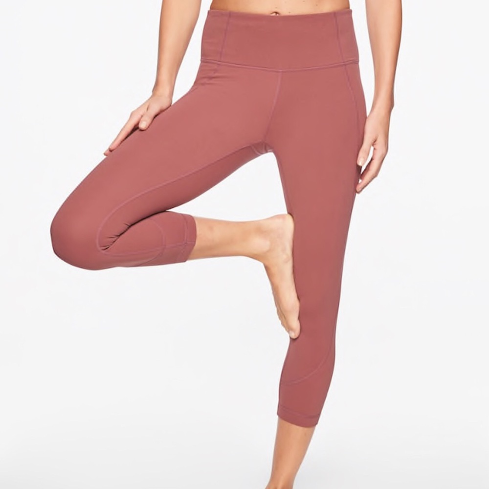 ATHLETA SALUTATION CAPRI